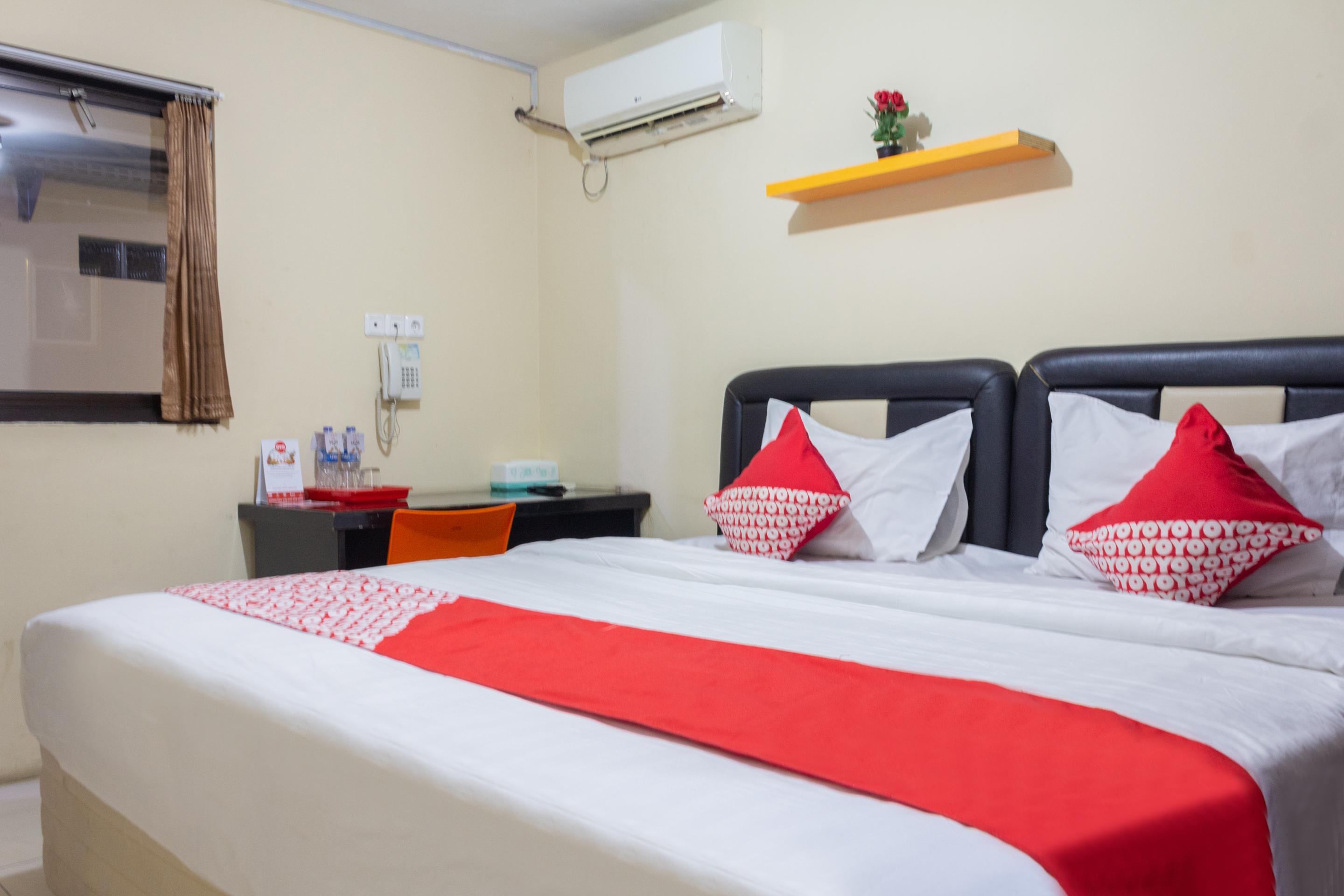 Audah Guesthouse Syariah Redpartner Джакарта Екстер'єр фото